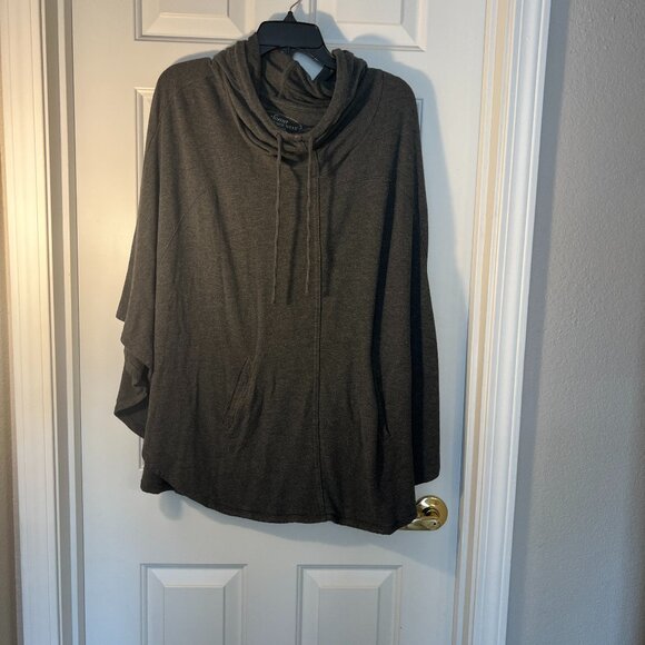 Soma Hoodie - Picture 1 of 4